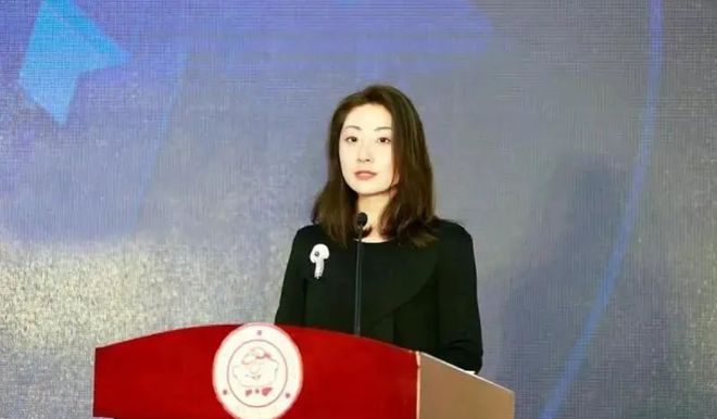她任新职(图1)